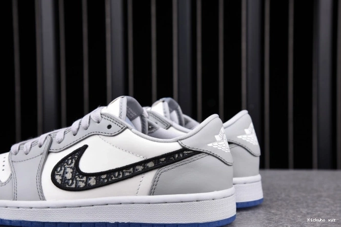 OG shoe (DR LOW DR CN8607-002 box) 1 X JORDAN 0816